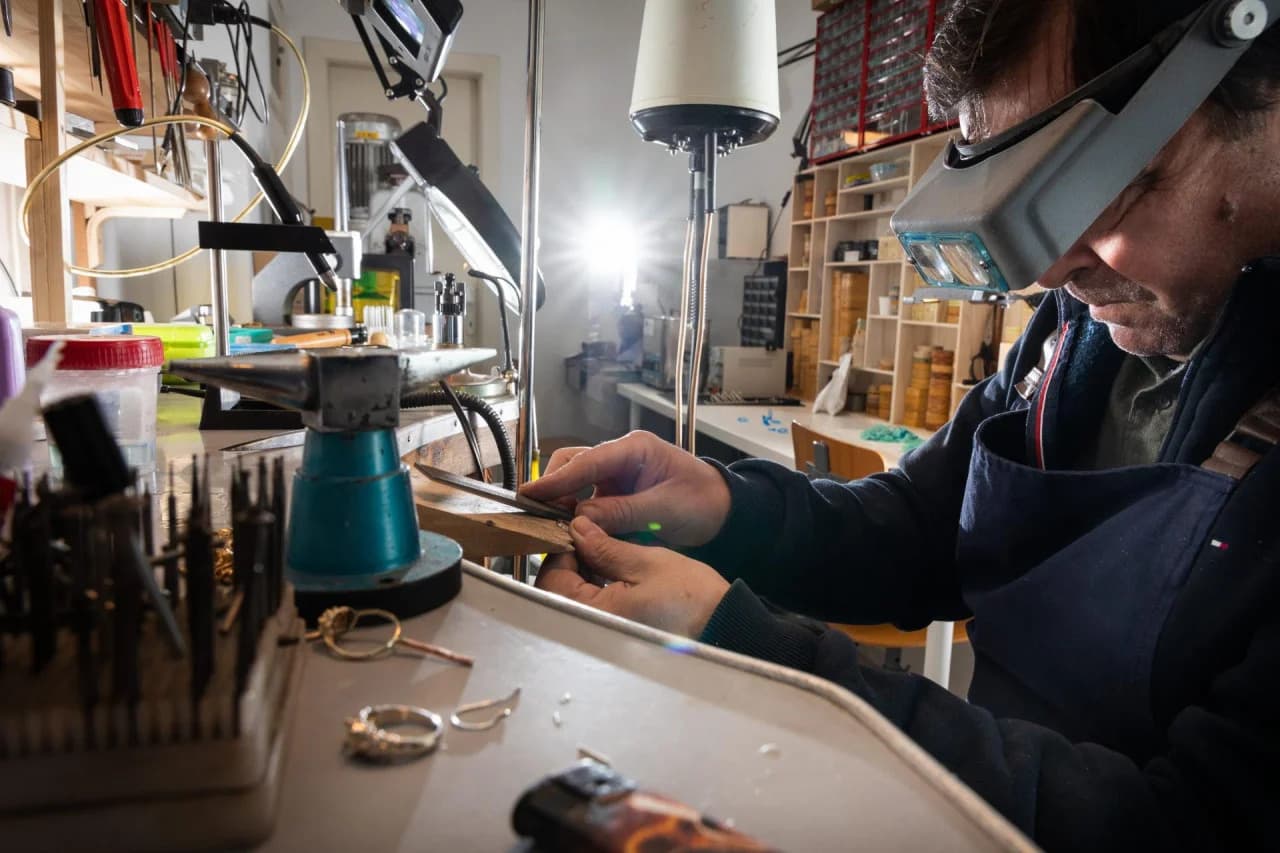 Naša priča pozadina